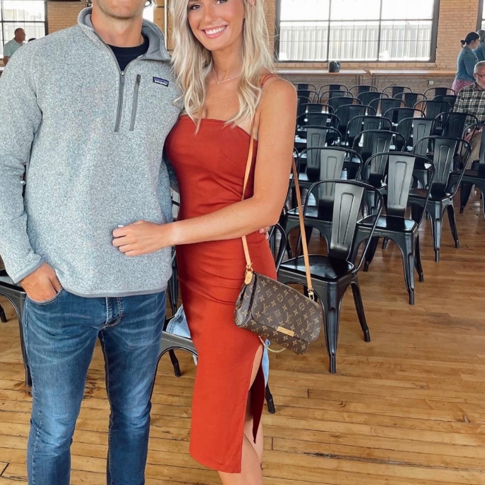 Francesca’s bodycon burnt orange slit dress